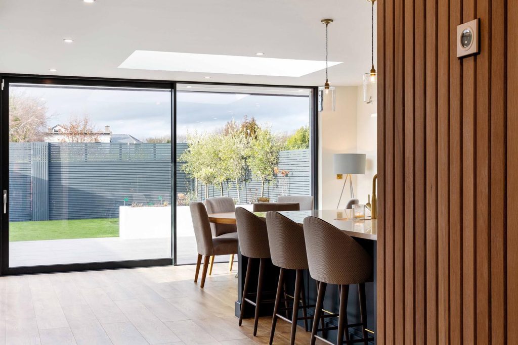 Eco – Friendly aluminium lift and slide RAL 7021